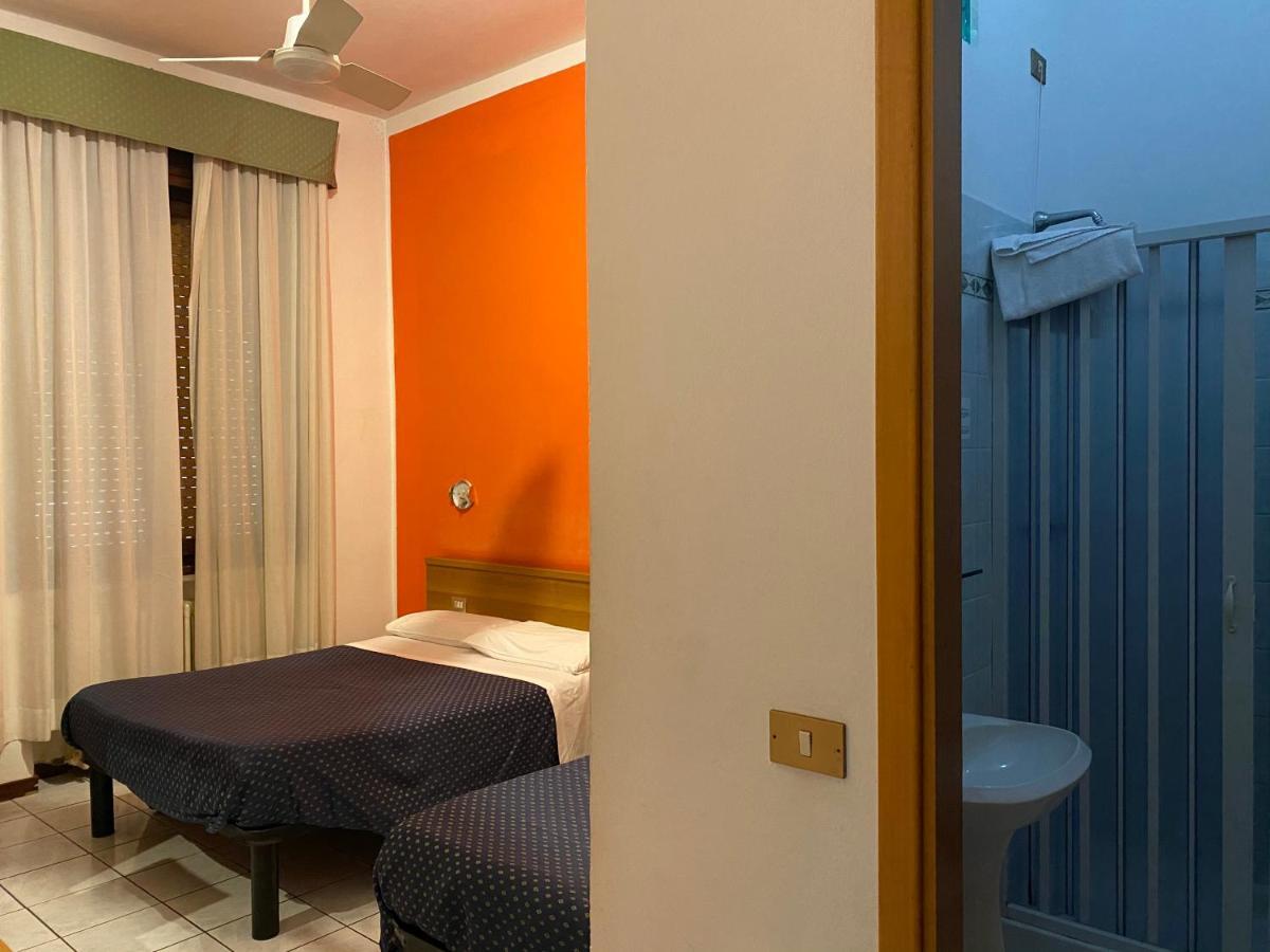 Hotel La Pace Milánó Kültér fotó