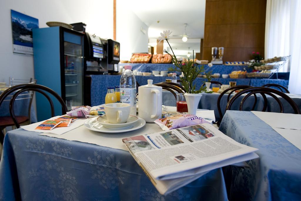 Hotel La Pace Milánó Kültér fotó