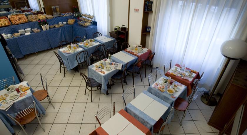 Hotel La Pace Milánó Kültér fotó